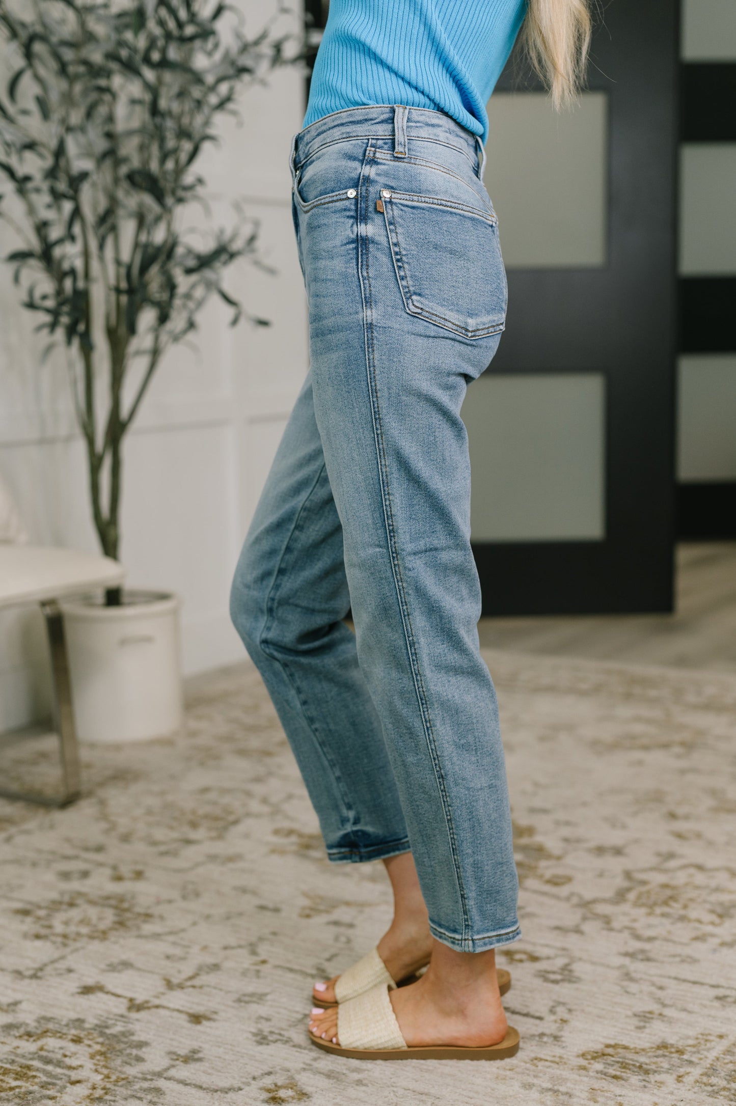 Carla High Waist Ankle Straight Jean in Break Through Blue
