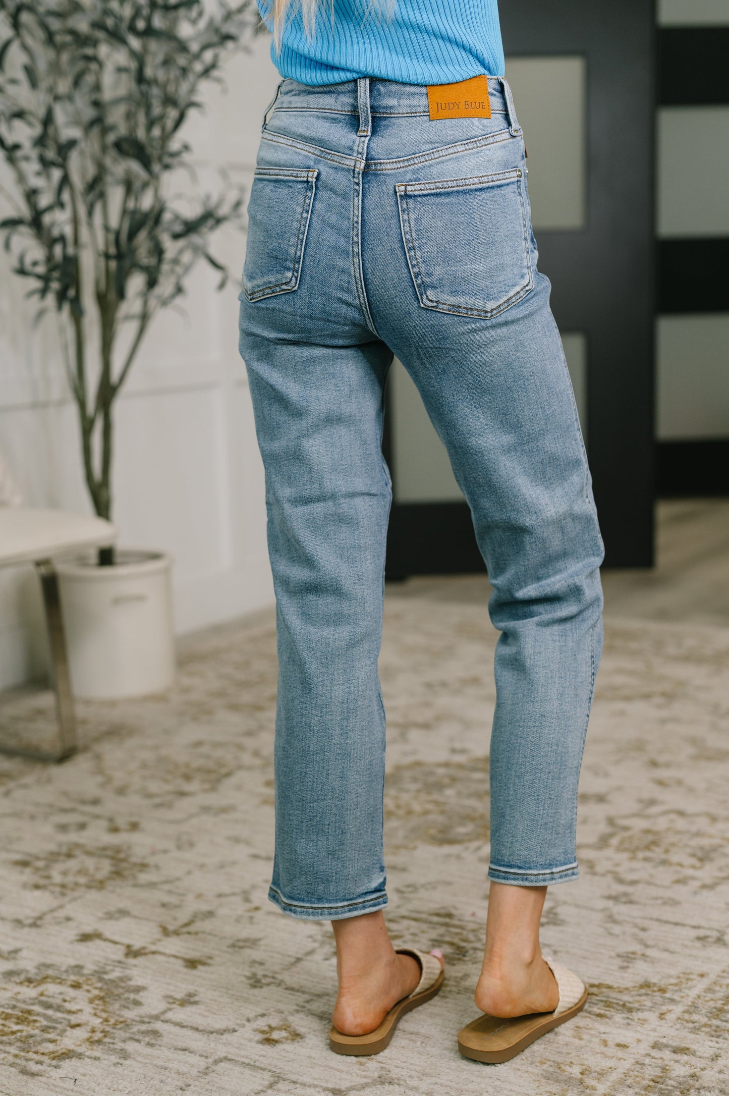 Carla High Waist Ankle Straight Jean in Break Through Blue